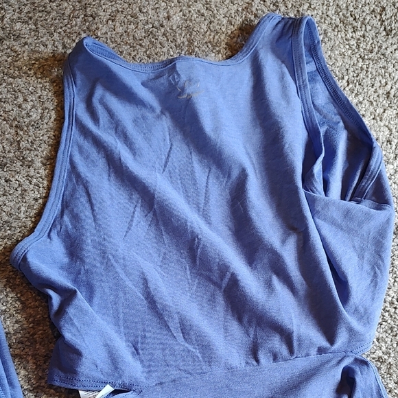 Beyond Yoga Indigo Leggings (M) and Crop Top (S) Set - Picture 10 of 12